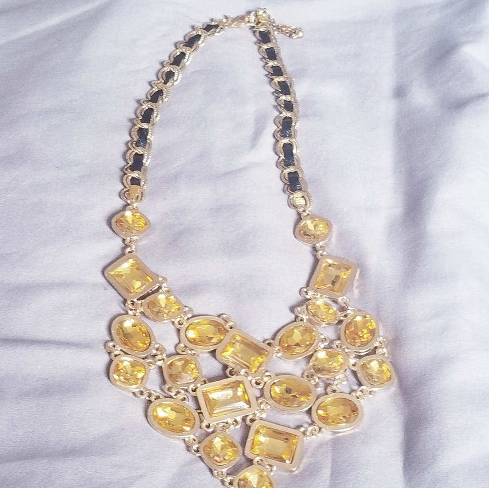 Citrine colored stone statement necklace